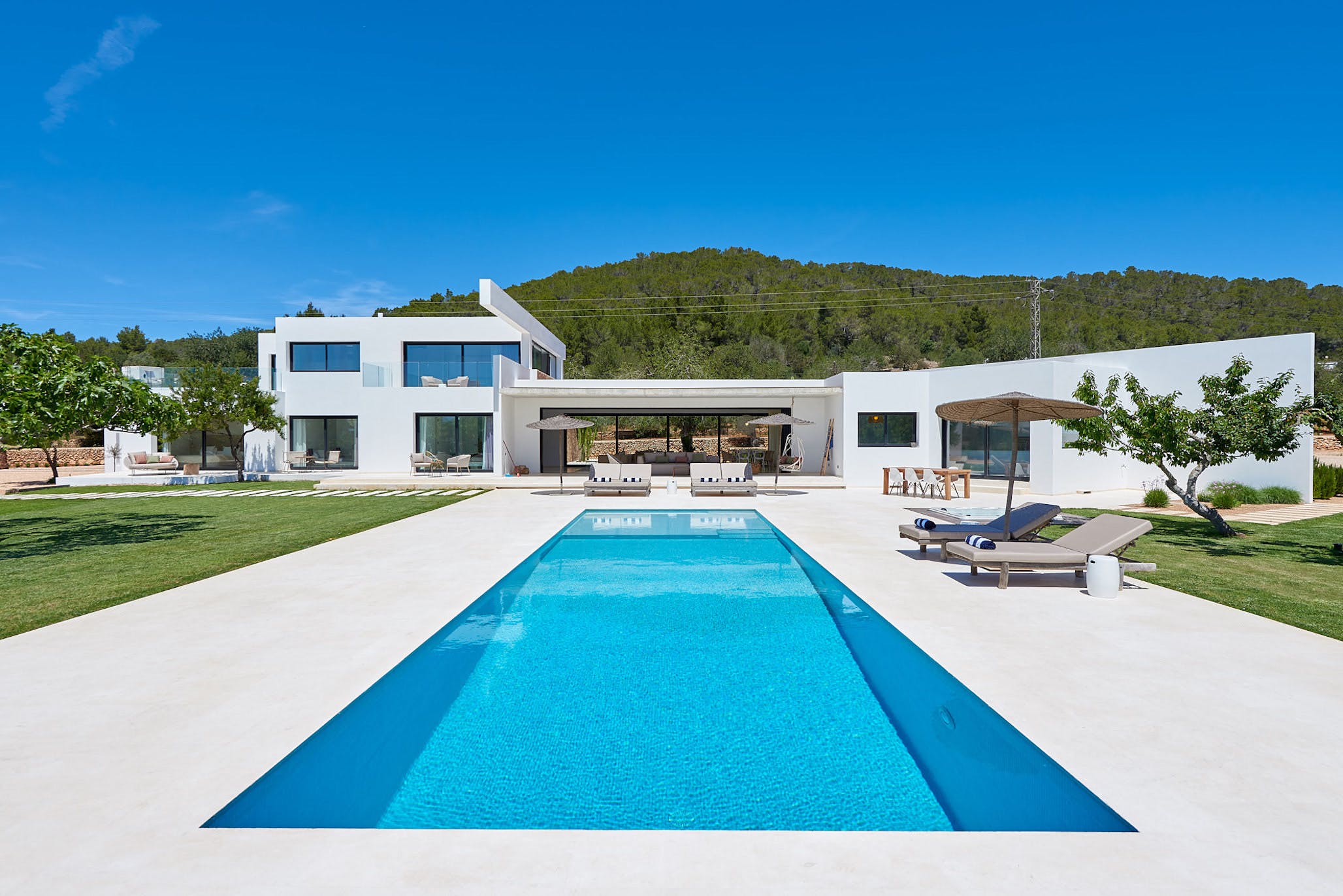 You are currently viewing Can Pegaso Grande – ‘Exquisite luxury villa in the North, with vast outdoor spaces and countryside vistas…’
