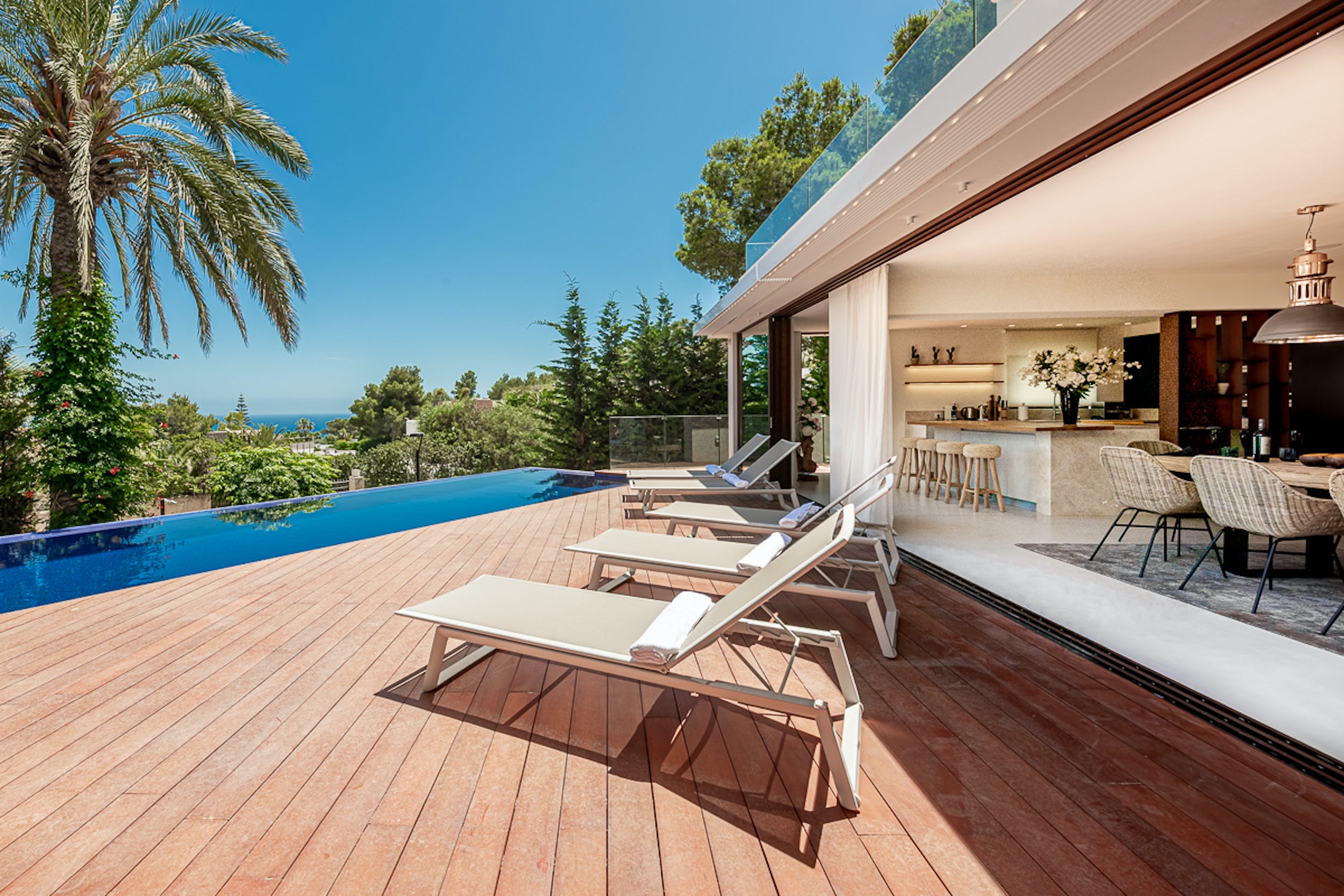 You are currently viewing Casa Athalia – ‘Impressive luxury property situated in a fantastic location, close to Ibiza Town and the marina…’